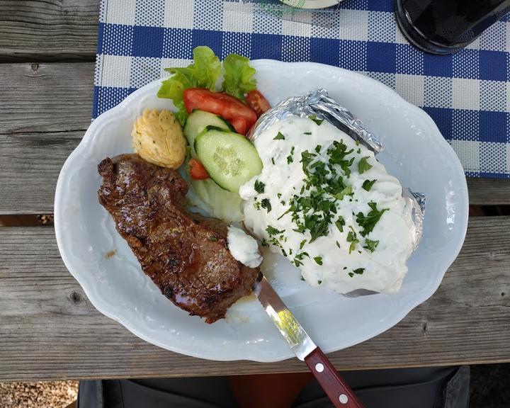 Hachinger Wirtshaus am Sportpark